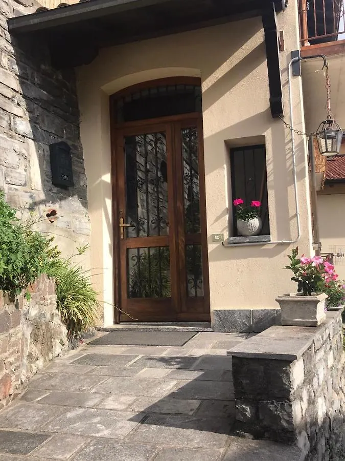 Reginaldo'S Home Nesso 0*,  Italy
